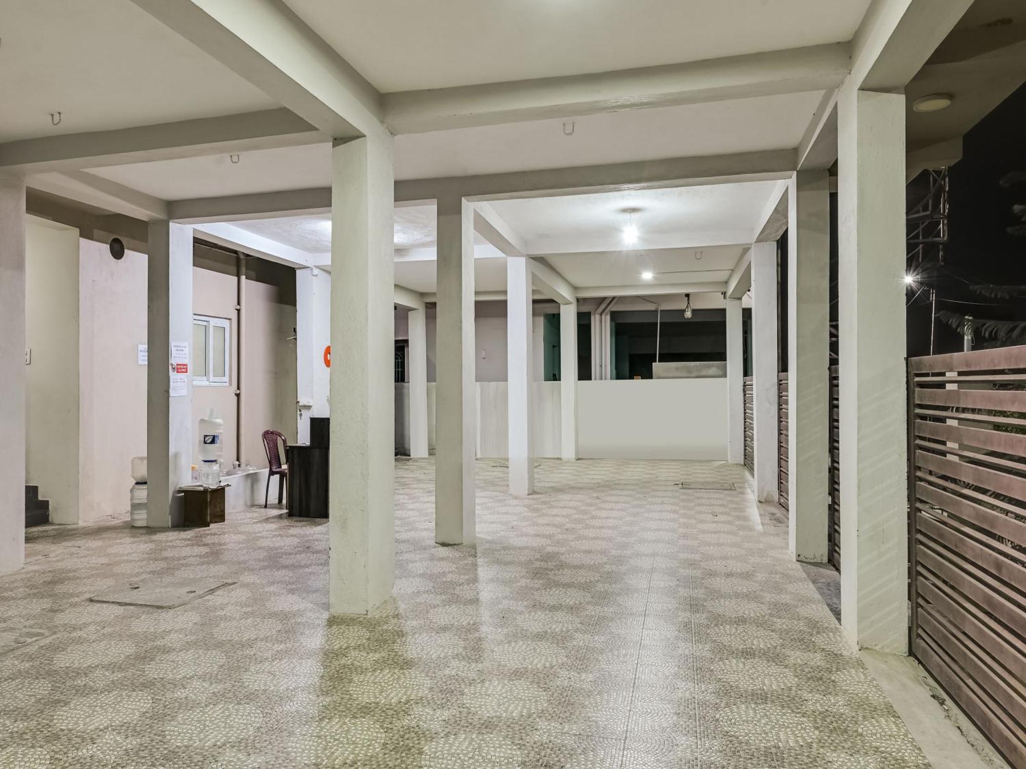 Hotel O A K Residency Коимбаторе Екстериор снимка