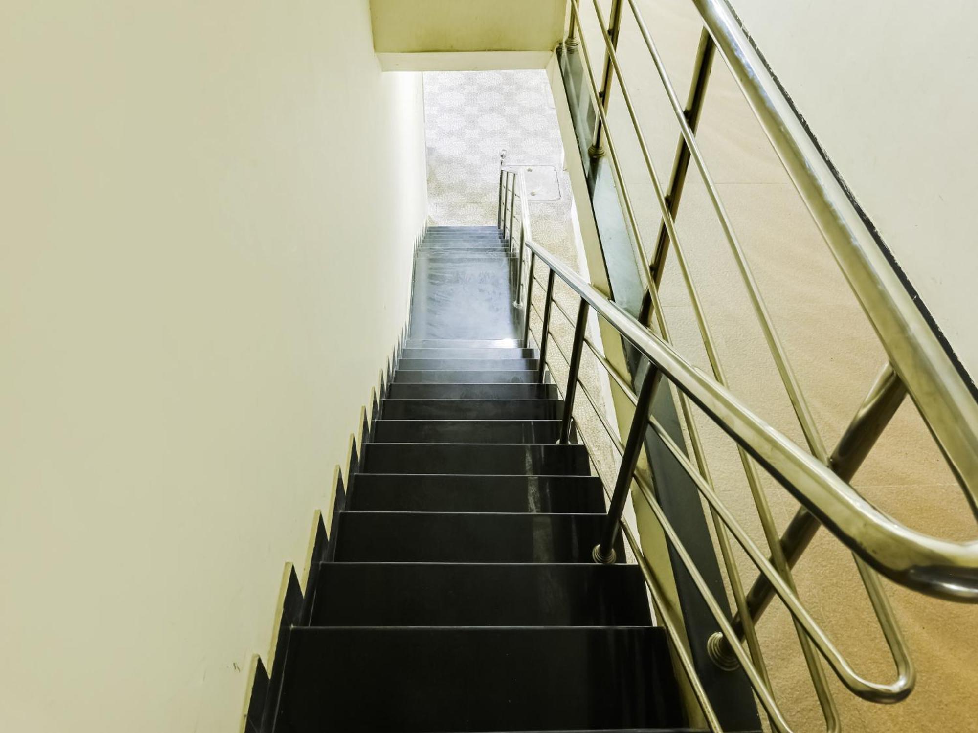 Hotel O A K Residency Коимбаторе Екстериор снимка