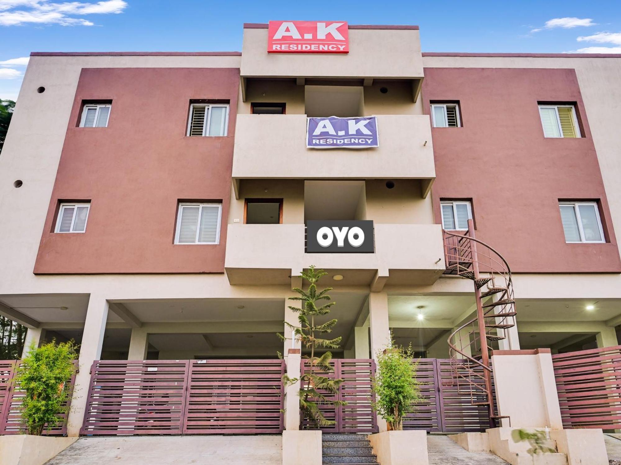 Hotel O A K Residency Коимбаторе Екстериор снимка
